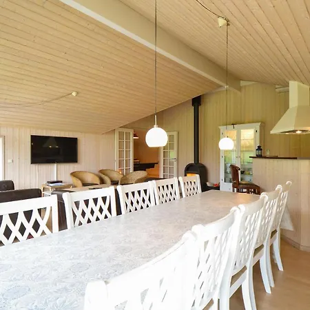 Holiday Capellavej Knebel Iv *